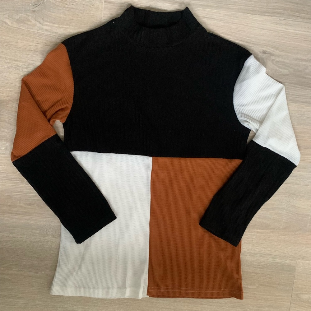 Boutique Top, mock neck, size small